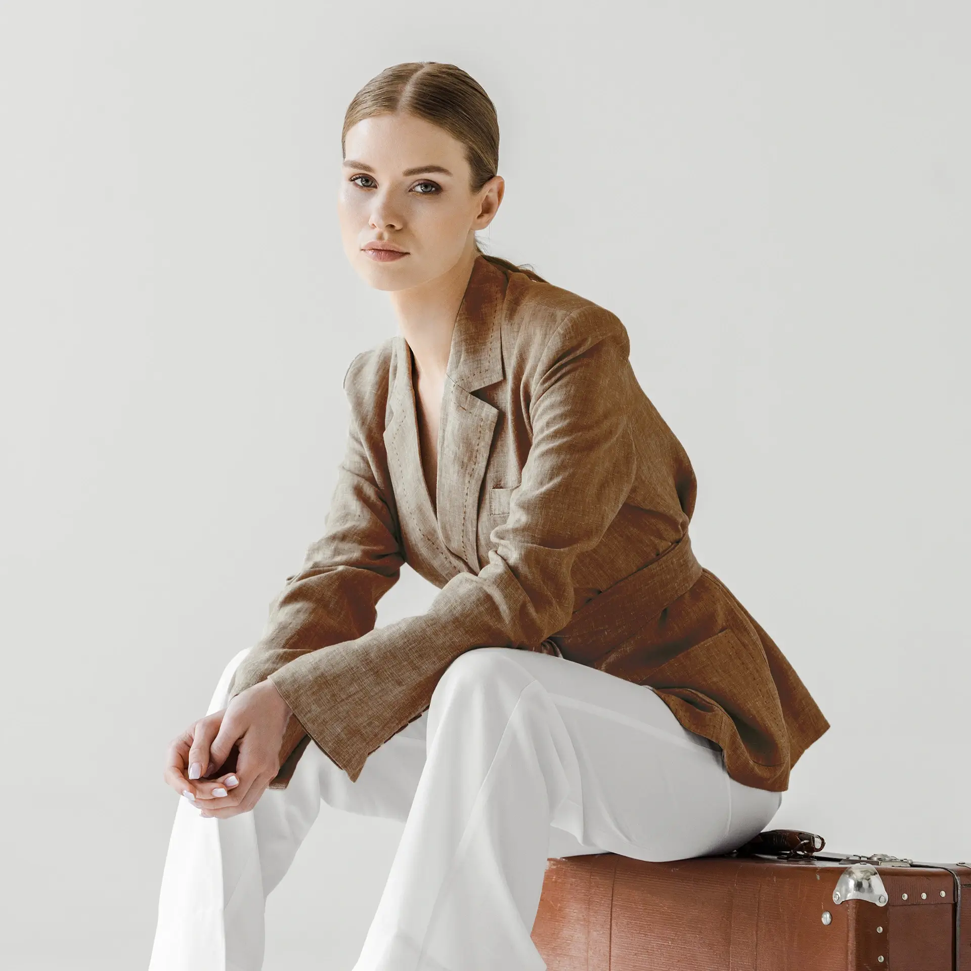 Atmos-Set-1-Slider-2